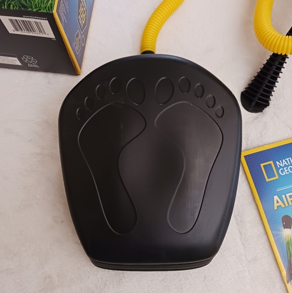 National Geographic Light-Up Air Rockets - Picture 5 of 8